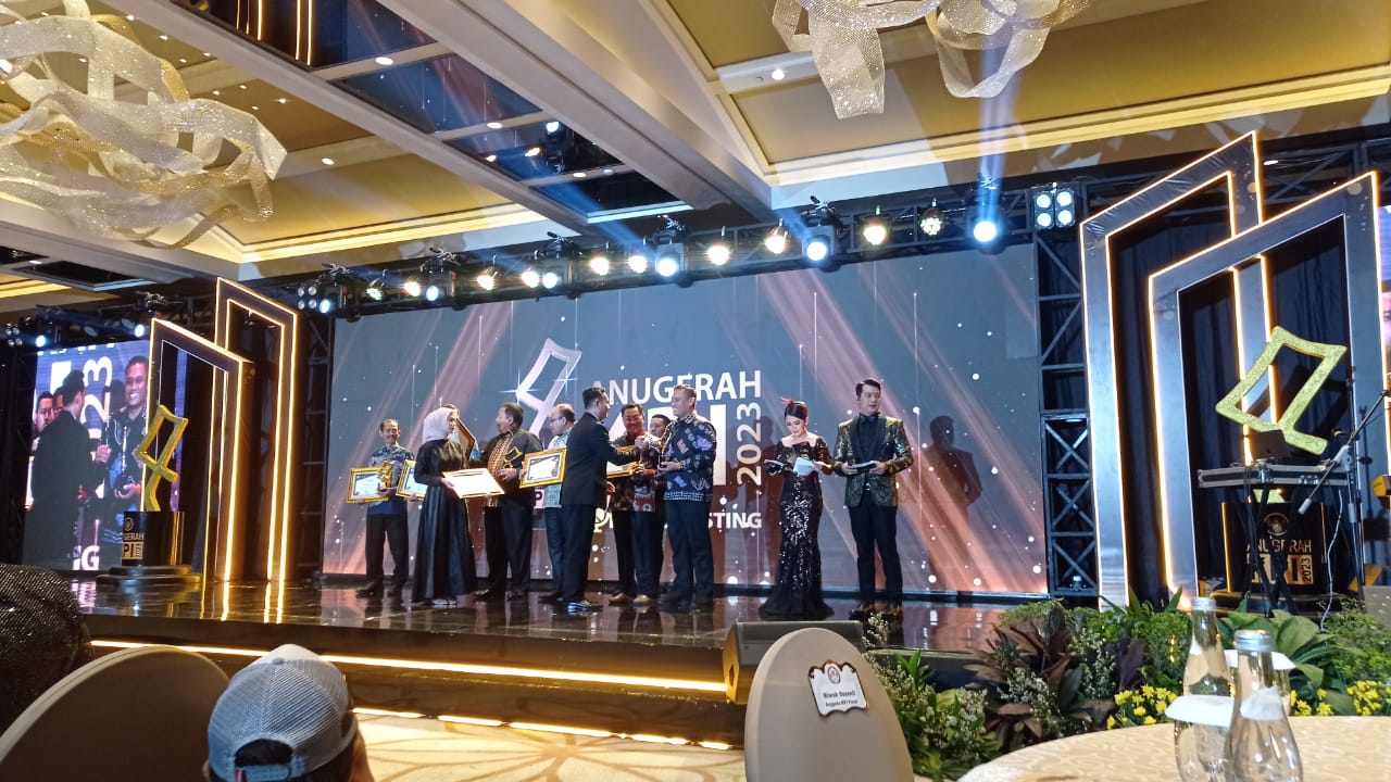 Pemprov Sulsel Raih Penghargaan Pemerintah Daerah Peduli Penyiaran di KPI Awards 2023