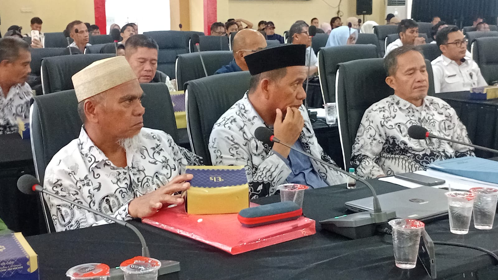 Cerita Lengkap 2 Guru yang Dipecat di Luwu Utara: Niat Membantu Sesama Guru Tapi Divonis Hukum