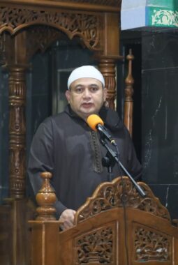 Subuh Bersama Warga di Masjid Darun Naim, Munafri Serukan Ramadan Bersih, Tertib, dan Khusyuk