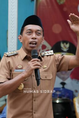 Penuhi Undangan Buka Puasa,Syahar Ajak Warga Hadir Dalam Acara Tablik Akbar Sidrap  27 Februari
