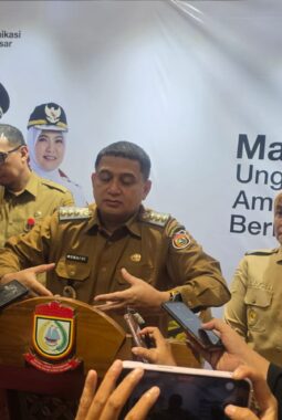 Strategi Munafri Kurangi Pengangguran, Ada 8.854 Honorer Makassar Jadi PPPK & Ribuan Masuk PJLP