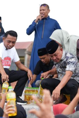 Bupati Sidrap Kunjungi Pasar Murah Ramadan di Rappang, Bantu Warga Penuhi Kebutuhan Pokok
