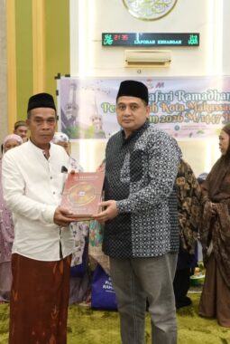 Safari Ramadan di Biringkanaya, Munafri Tekankan Masjid sebagai Pusat Pembinaan Umat