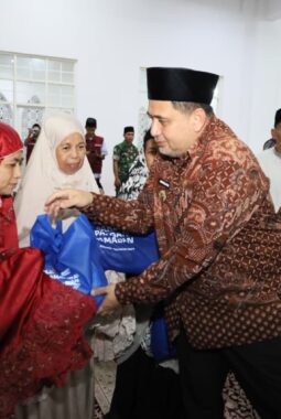 Munafri Temui Warga Manggala Saat Safari Ramadan, Tekad Atasi Banjir dan Penataan Wilayah