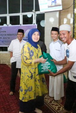 Aliyah Mustika Ilham Ajak Warga Makassar Perkuat Solidaritas di Bulan Ramadan