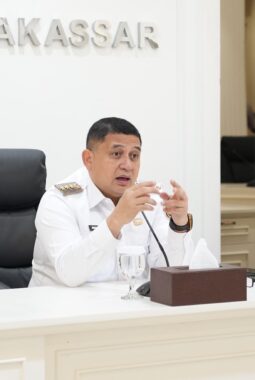 Wali Kota Munafri Instruksikan Penertiban Baliho Ilegal, Kota Bersih dari Reklame Semrawut