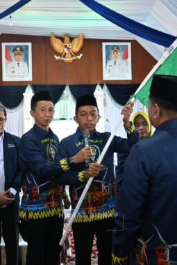 Bupati Syaharuddin Alrif Lepas 46 Anggota Kafilah MTQ Sidrap, Bidik Juara di Maros