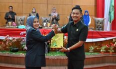 DPRD Sidrap Serahkan Catatan Rekomendasi Strategis LKPJ Kepala Daerah 2025