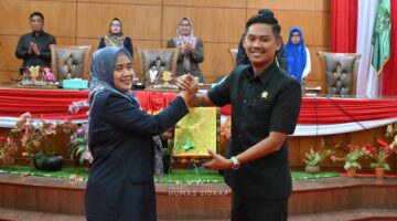 DPRD Sidrap Serahkan Catatan Rekomendasi Strategis LKPJ Kepala Daerah 2025