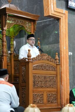 Pemkot Makassar Perketat Seleksi Imam, Munafri Tekankan Integritas dan Peran Sosial