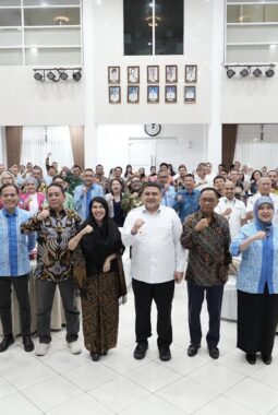 Jamu Delegasi Rakernas II ASITA, Munafri-Aliyah Promosikan Kekuatan Wisata Makassar