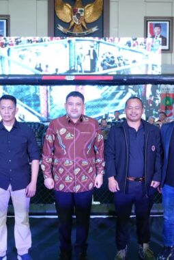 Munafri Buka Sipakracca MMA Sulsel, 100 Atlet Siap Bertarung Menuju Panggung Dunia