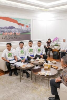 Lobi ke Pusat Demi Petani, Bupati Sidrap Temui Menteri PPN Bahas Jalan hingga Irigasi