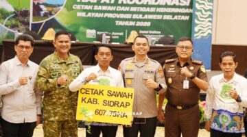 Genjot Target 1 Juta Ton Gabah, Bupati Sidrap Syaharuddin Alrif Siapkan Strategi Tempur Cetak Sawah di Sulsel