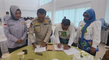 Dinas Pertanian Kendari dan Dinas Peternakan Sidrap Teken PKS Pemenuhan Pangan Asal Hewan