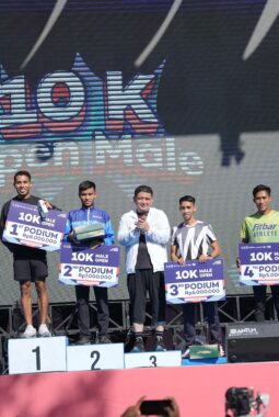 Wali Kota Makassar Ikut Finish Bersama Ribuan Runners 10K MHM 2026