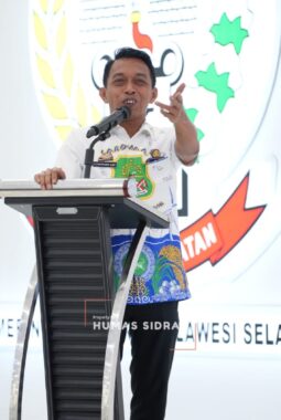 Bupati Syahar Sambut Warga Kukar Studi Ketahanan Pangan di Sidrap