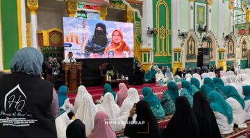 Bupati Syahar dan Wabup Nurkanaah Kompak Hadiri Safari Ummi Pipik di Sidrap