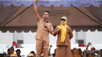 Bupati Syaharuddin Pimpin Simulasi Pembukaan Porsenijar PGRI Sulsel, Periksa Satu per Satu Detail Acara