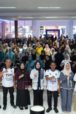 Usulan Ketua TP PKK Sidrap Terwujud, Kelompok UPPKA Terima 50 Mesin Jahit dan 50 Mesin Obras dari Pemprov Sulsel