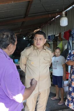 Appi Tinjau Lorong Kerung-Kerung, Pastikan Air PDAM Kembali Mengalir ke Rumah Warga