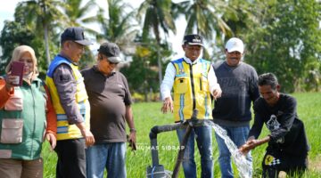 Pagi hingga Malam, Bupati Sidrap Susuri Saluran Irigasi di Kecamatan Kulo
