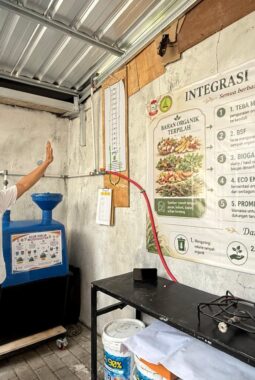 Kolaborasi Warga ORW 04 Karunrung dan Yayasan Peduli Negeri Bangun Ekosistem Pengelolaan Sampah Mandiri