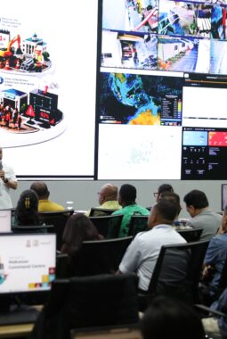 Kominfo Makassar Perkenalkan Lontara+ dan MARVEC kepada Peserta Australia Awards sebagai Praktik Baik Transformasi Digital