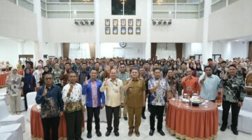 Munafri Jamu 70 Paskibraka Makassar, Dapat Uang Tunai dan Studi Wisata ke Bali
