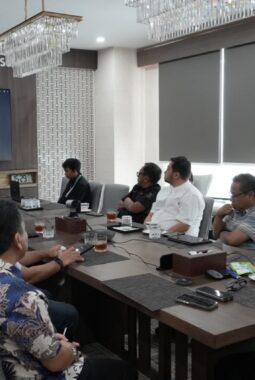 Pemkot Makassar dan Transjakarta Bahas Peluang Bangun Sistem Bus Terintegrasi