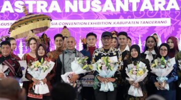 Fashion Show Sarung Sutra Sidrap Juara 1 Wastra Nusantara AOE 2026