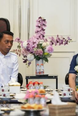 Bupati Syaharuddin Alrif Sambut Akrab Kunjungan Wabup Tanjung Jabung Timur